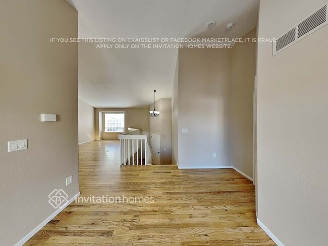 Foto del edificio - 4861 N Silverlace Dr