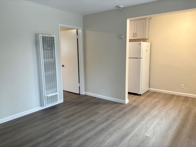 Building Photo - 1001 Madera Ave