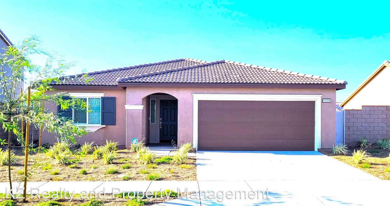 Primary Photo - 4 br, 3 bath House - 1238 Allegiance Aevenue