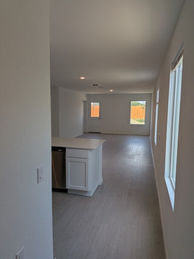 Foto del edificio - 9219 Campbell Wy