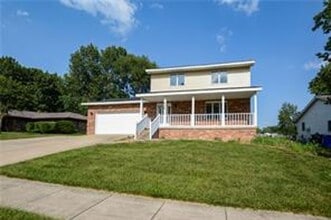 Building Photo - 920 S Pine Hill Dr