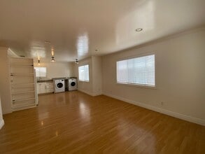 Building Photo - 48 San Jano Dr