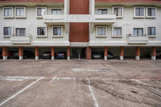 Foto del edificio - 3115 Helms St