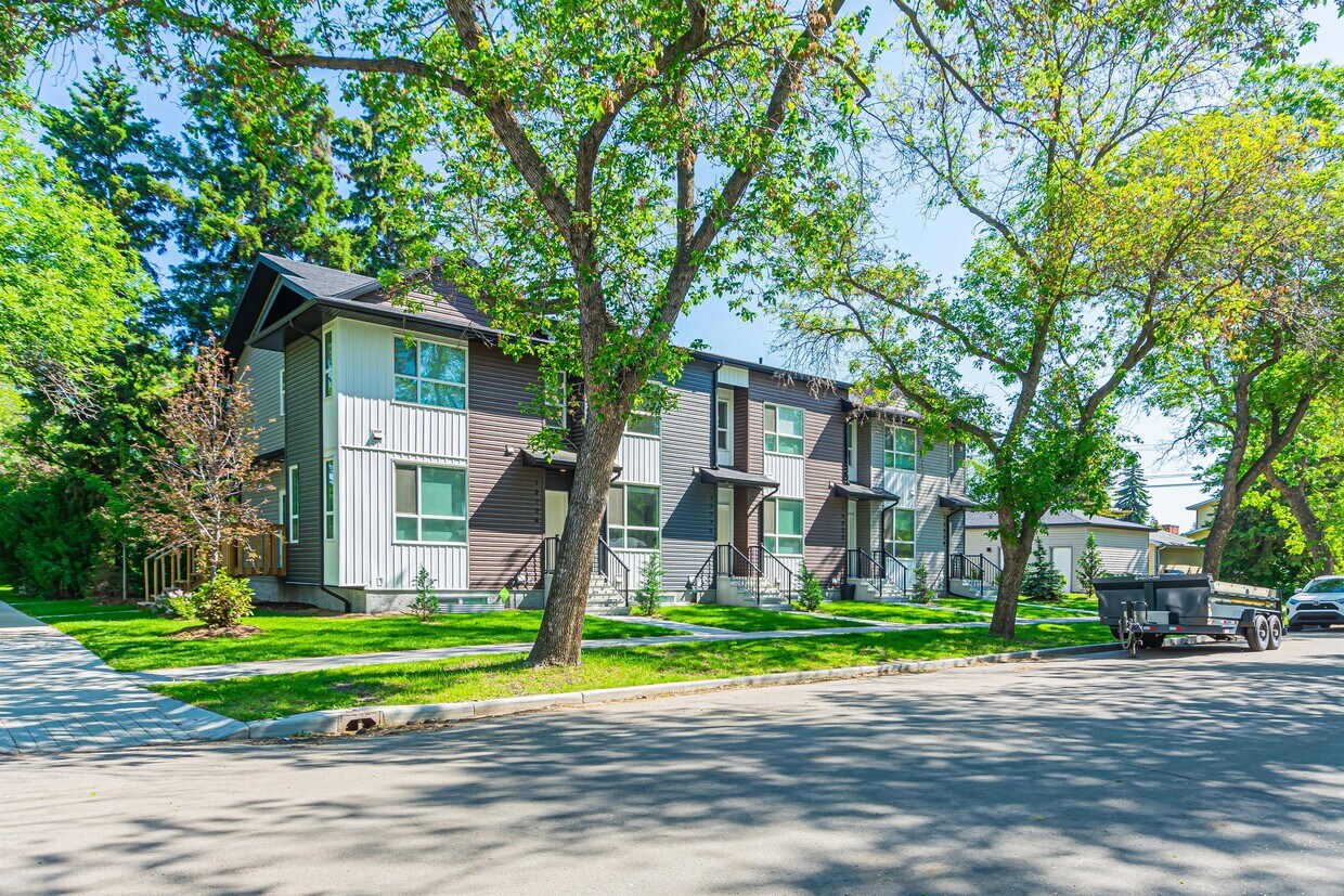 Photo principale - 12220-12112 112 Ave NW