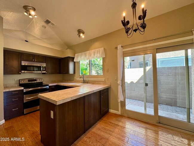 Foto del edificio - 15626 N 50th St