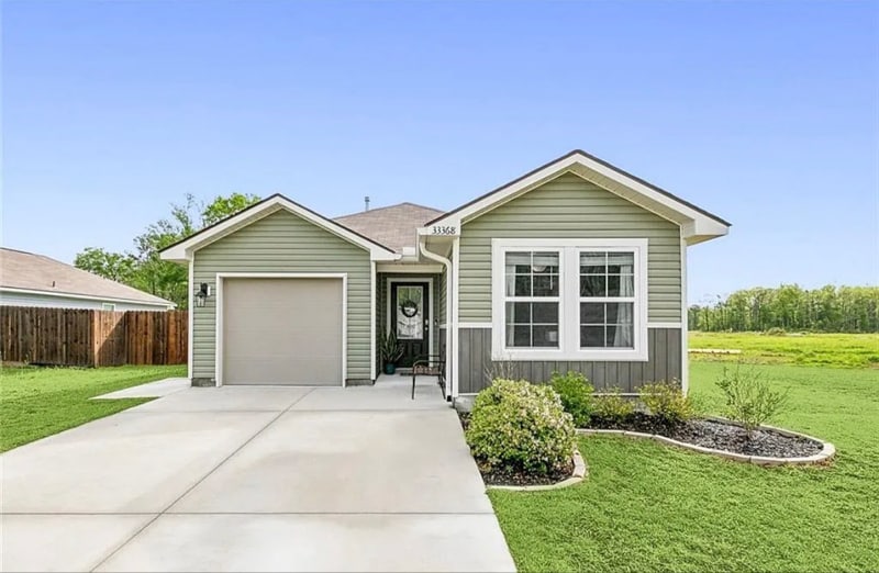 Photo - 33368 Hyacinth St (Walker, LA)