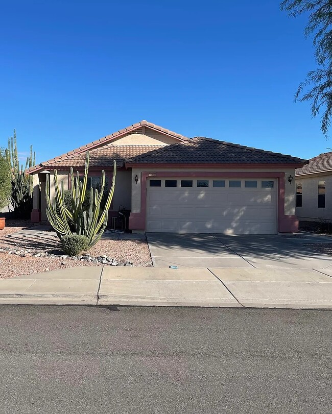 Building Photo - 10608 E Caballero St