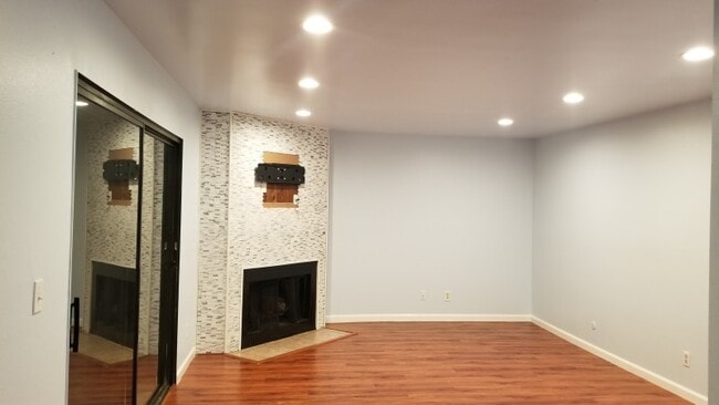 Living Room - 3221 Midway Dr
