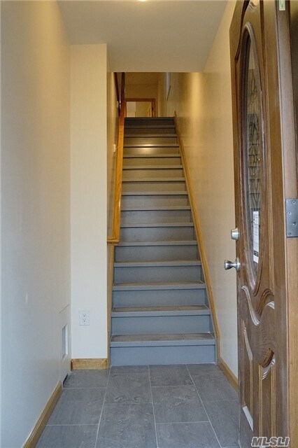 Building Photo - 85-18 80th St