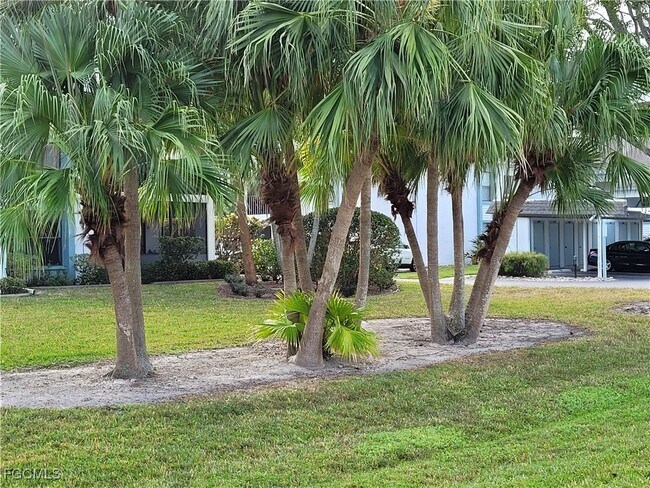 Building Photo - 13331 Greengate Blvd