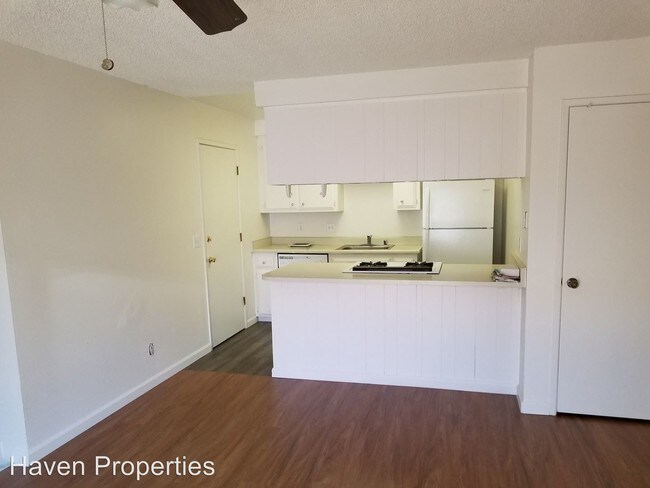 Building Photo - 2720-2724 Bravado Dr