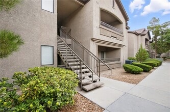 Building Photo - 8250 N Grand Canyon Dr