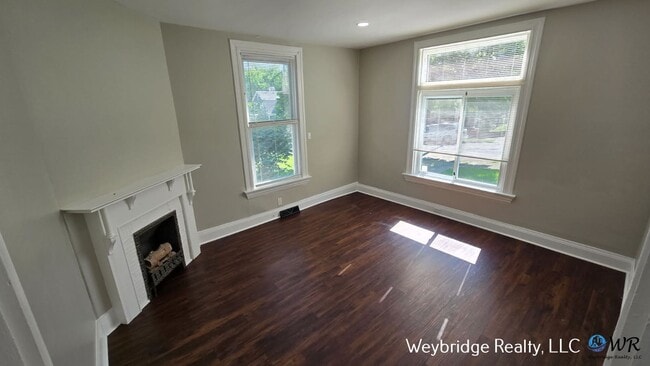 Building Photo - 4 Bedroom 1.5 Bathroom House in Norwood