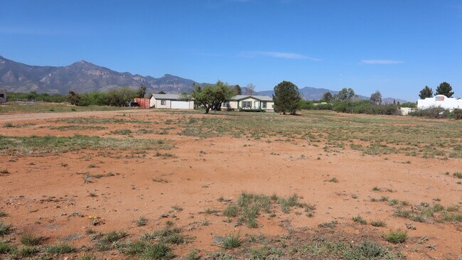 Building Photo - 6206 S Ranch Rd