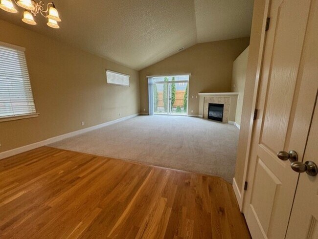 Foto del edificio - Single level home NE Bend
