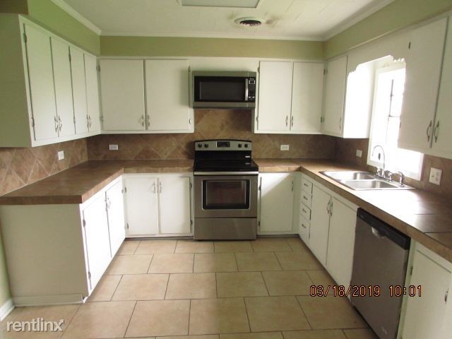 Building Photo - 4 br, 2.5 bath House - 120 Bayou Vista Drive