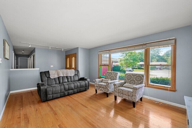 Building Photo - 675 Edgewood Ave