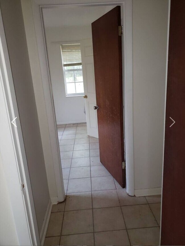 Foto del edificio - 4bedrooms 1.5 baths Single Family Home in ...