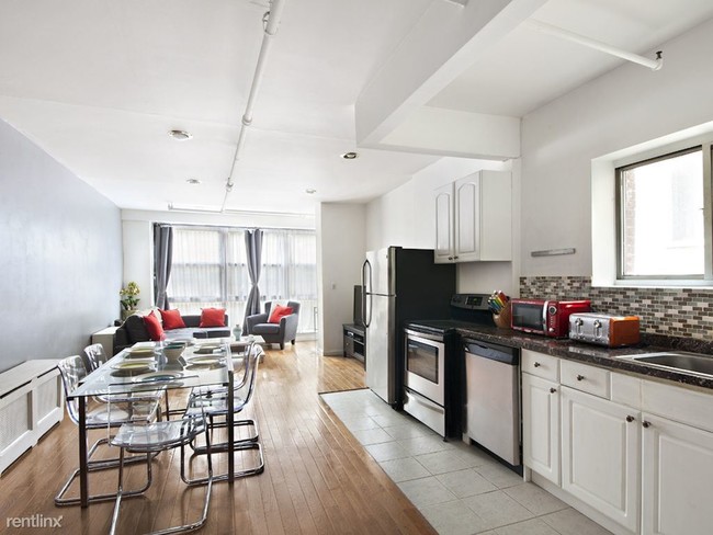 Building Photo - 1 br, 1 bath  - 150 2nd Ave S