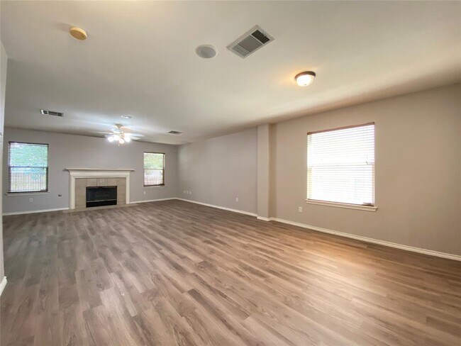 Foto del edificio - 2702 Saddle Blanket Pl