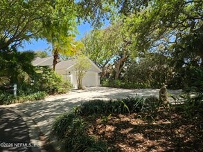 Building Photo - 216 Salt Grass Ct