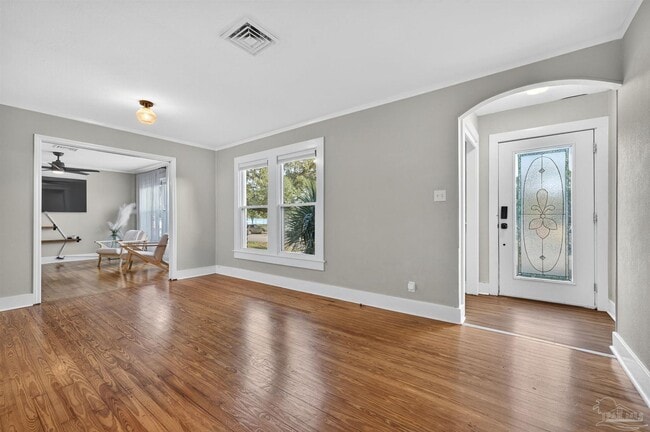 Building Photo - 1410 W Gregory St