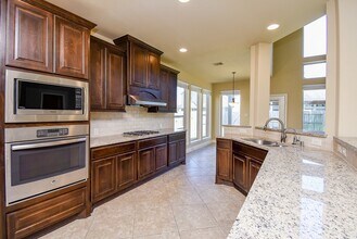 Building Photo - 2530 River Ridge Building Photo - 2530 River Ridge