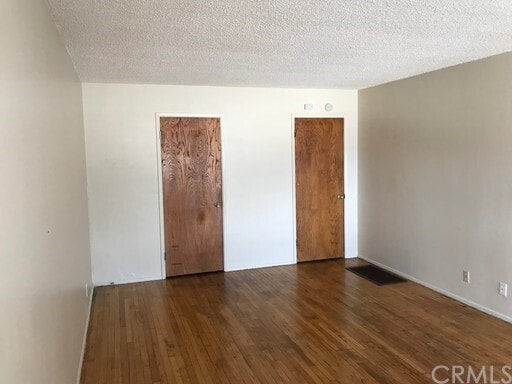 Building Photo - 734 Linden Ave