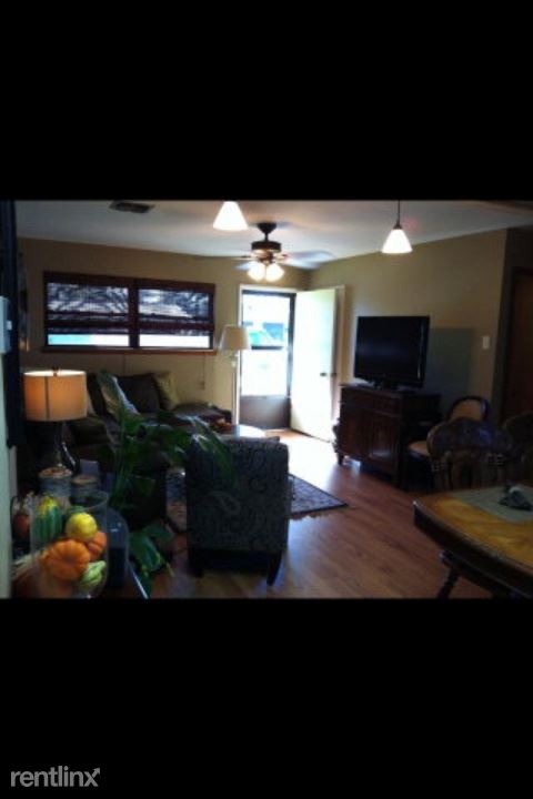 Building Photo - 205 Oakshire Dr