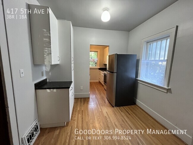 Photo du bâtiment - 417 5th Ave N