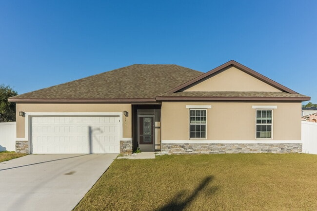 Building Photo - 1424 Kissimmee Ct