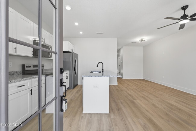 Foto del edificio - 2316 E 19th Pl