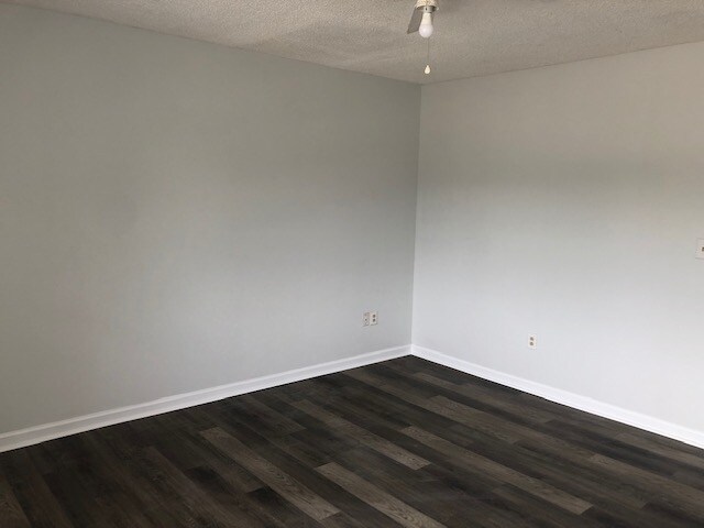 Building Photo - 109 Cord Dr