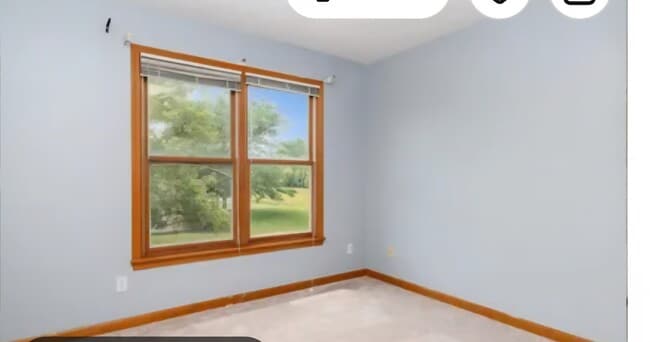 Building Photo - 5261 Oakbrook Dr