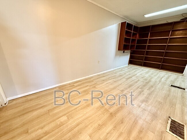 Foto del edificio - 635 3rd Ave