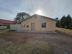 Building Photo - 723 N Avenue M