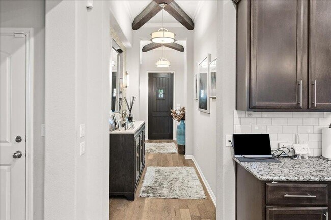 Building Photo - 11901 Deering Pl