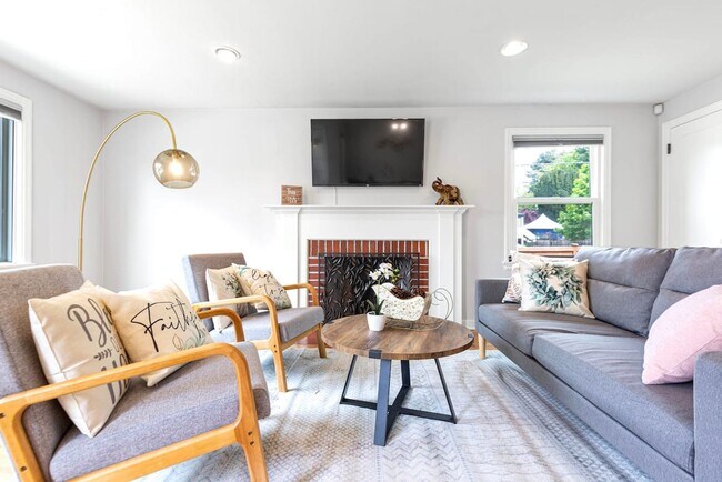 Foto del edificio - Great Single Family House for Rent