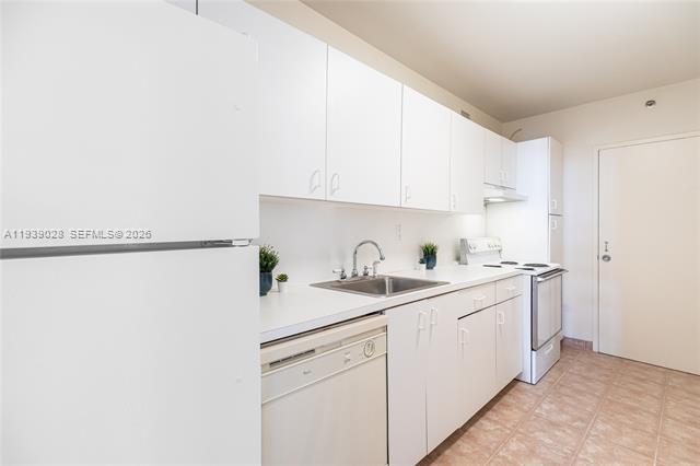 Foto del edificio - 100 Lincoln Rd