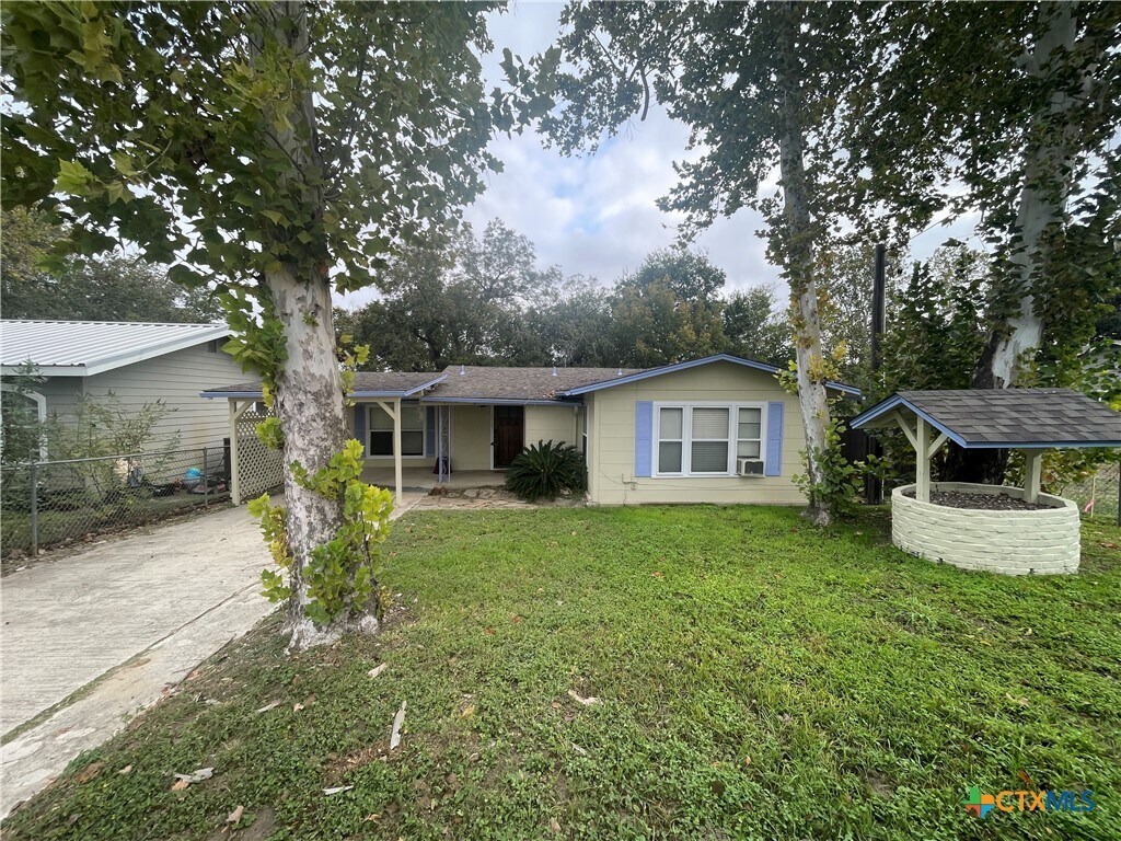 Foto principal - 1015 Reiley Rd