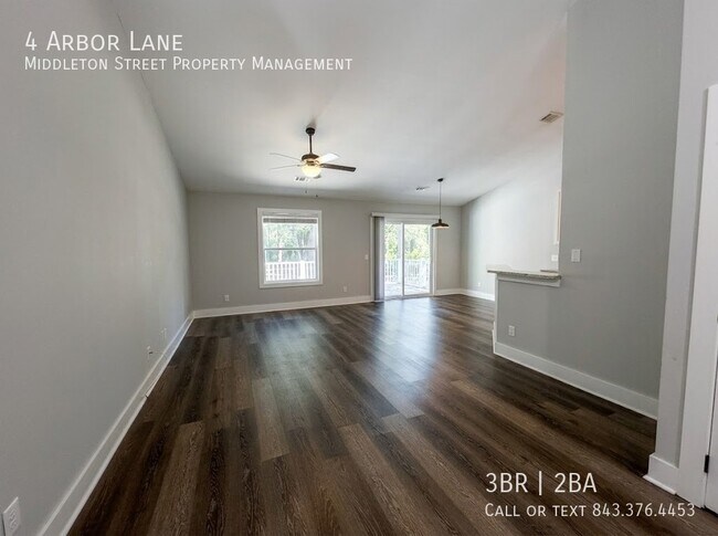 Building Photo - 4 Arbor Ln