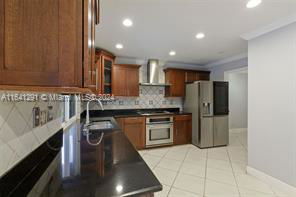 Foto del edificio - 8937 NW 3rd Ct