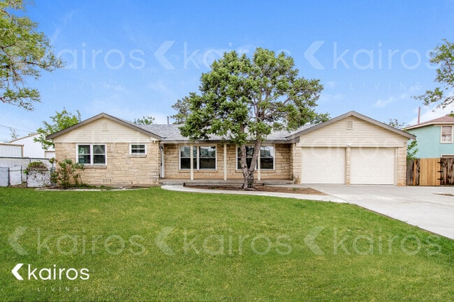 Building Photo - 5159 Arden Rd