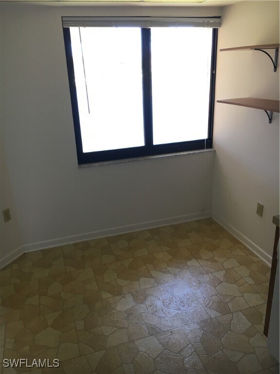 Foto del edificio - 1530 Mainsail Dr