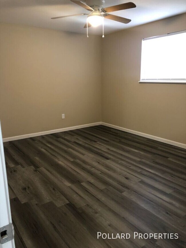 Foto del edificio - 740 W Wood St