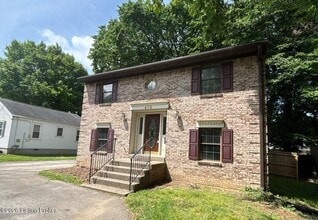 Building Photo - 418 Lyndon Ln