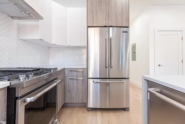 Foto del edificio - 55 E Springfield St