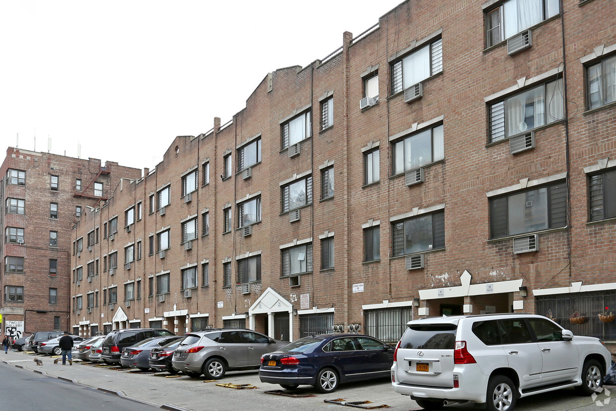 Primary Photo - 63 Cooper St