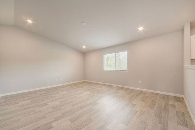 Building Photo - 4436 Meadowlane Ct