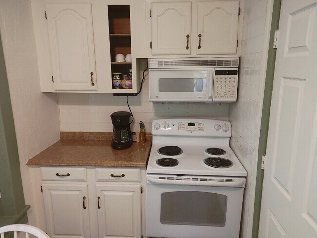 Foto del edificio - 412 W Saginaw St